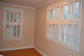 40 Lanneau Dr in Greenville, SC - Building Photo - Building Photo