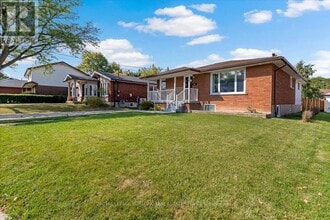 161 Hoover Crescent in Hamilton, ON - Building Photo - Building Photo