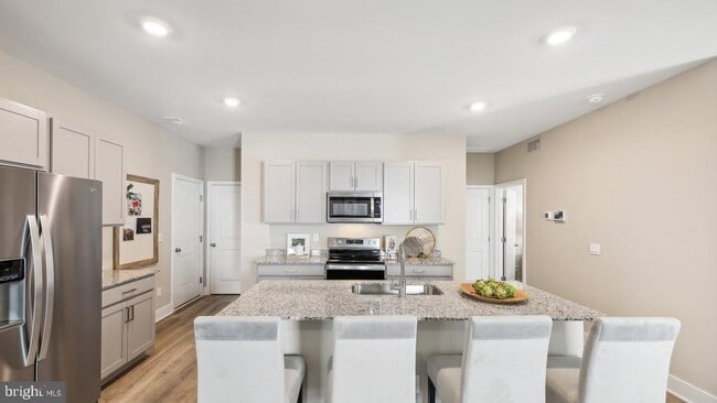 124 Charing Cross Dr in Stephens City, VA - Building Photo - Building Photo