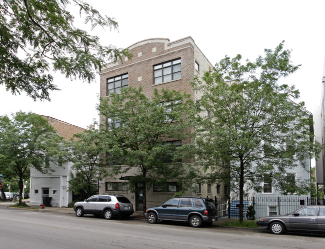 2630 W Armitage Ave in Chicago, IL - Building Photo - Building Photo