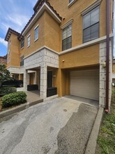 6131 Metrowest Blvd in Orlando, FL - Building Photo - Building Photo