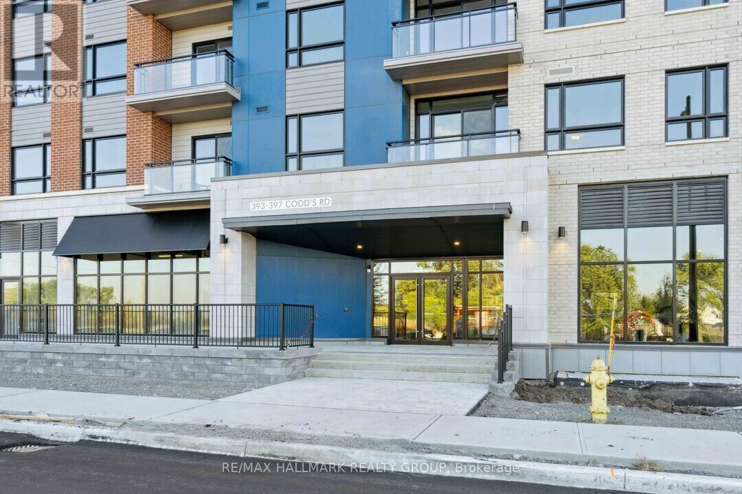 397 Codd's Rd in Ottawa, ON - Building Photo