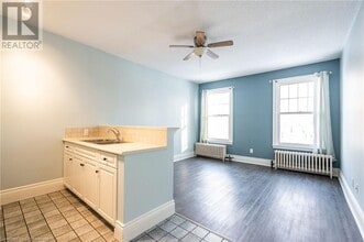 133 George St in Hamilton, ON - Building Photo - Building Photo