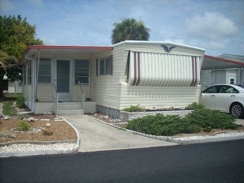 517 Roma Rd in Venice, FL - Building Photo