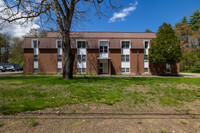 119 Blackwater RD in Somersworth, NH - Foto de edificio - Building Photo