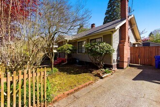 6626 N Borthwick Ave in Portland, OR - Building Photo - Building Photo