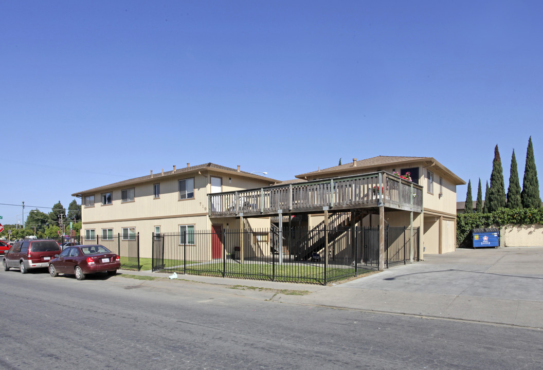 719 Kilbreth Ave in Salinas, CA - Building Photo