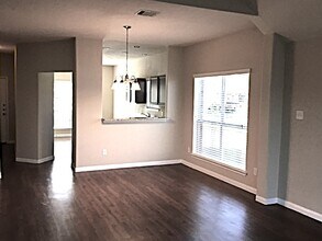 4 Mira Loma Dr in Manvel, TX - Building Photo - Building Photo
