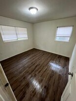 1107 Calvary St in Starke, FL - Building Photo