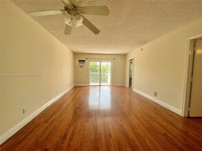 2900 Banyan St, Unit 301 in Fort Lauderdale, FL - Building Photo - Building Photo