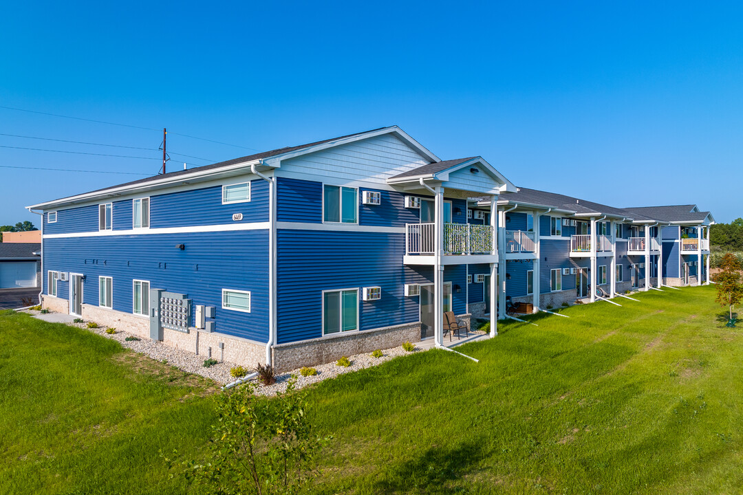 Bay Pointe Apartments in Sturgeon Bay, WI - Foto de edificio