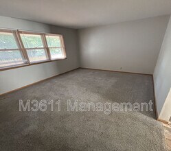 5315 Leighton Ave in Lincoln, NE - Building Photo - Building Photo