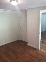 8 Braddock St in Morgantown, WV - Building Photo