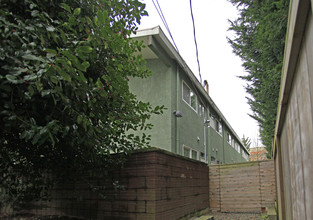 224 14th Ave E in Seattle, WA - Building Photo - Building Photo