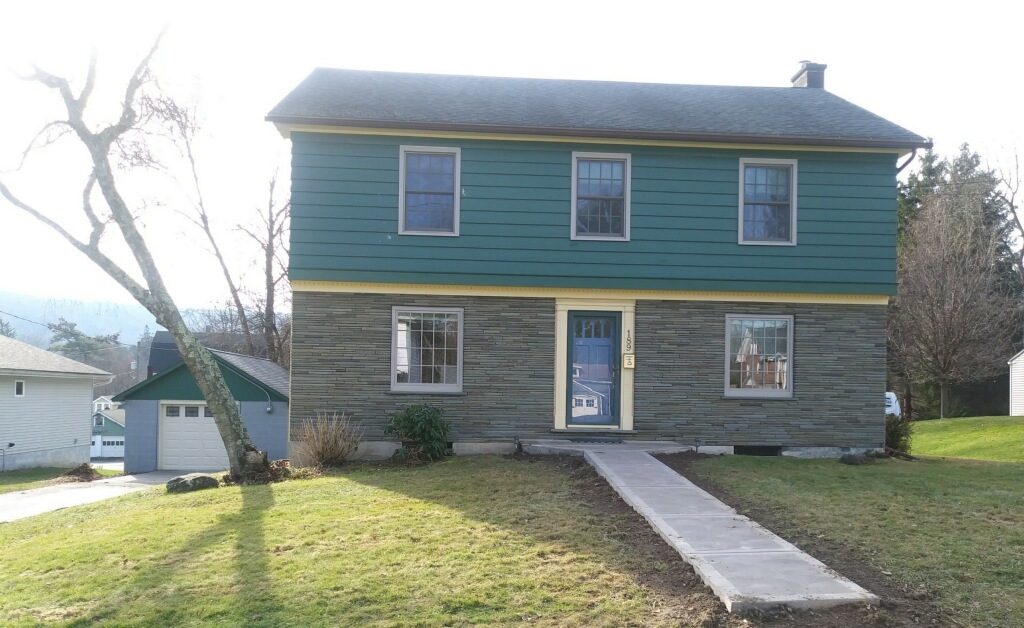 189 Lewis Ave in Shavertown, PA - Building Photo