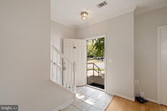 9490 Virginia Center Blvd in Vienna, VA - Building Photo - Building Photo