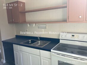 918 Ivy St in Pittsburgh, PA - Building Photo - Building Photo