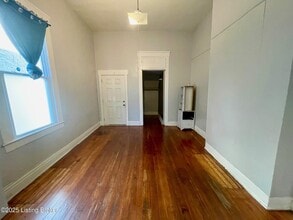 1236 S Floyd St in Louisville, KY - Building Photo - Building Photo