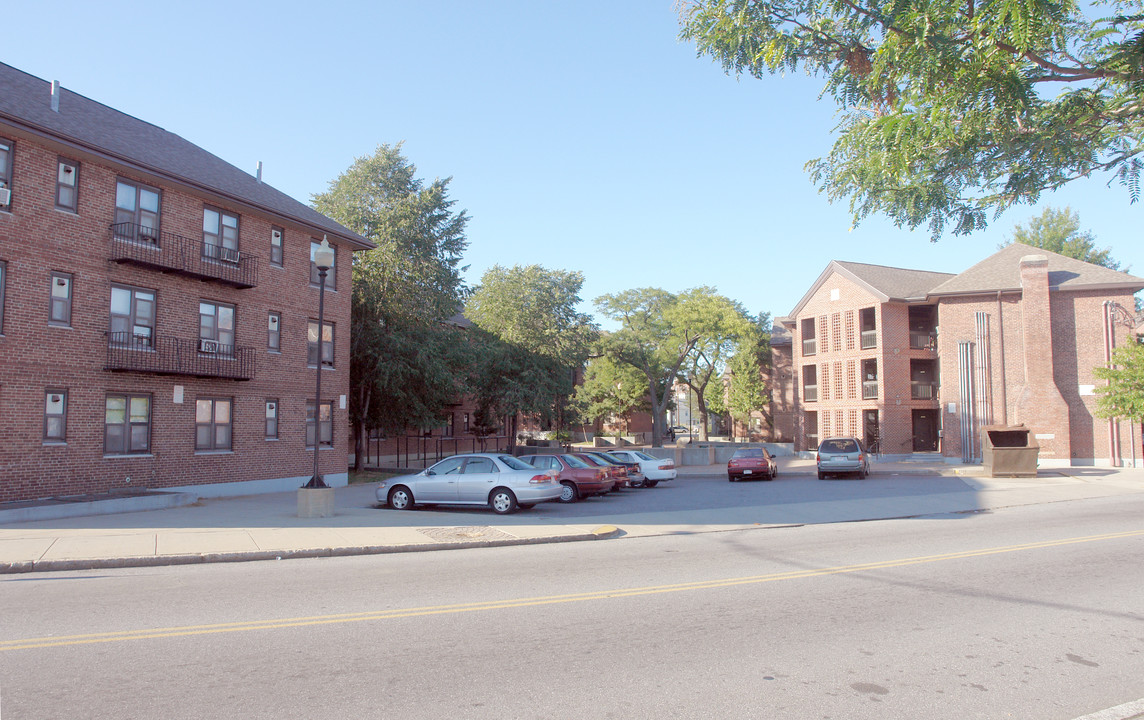 Merrimack Courts in Lawrence, MA - Building Photo