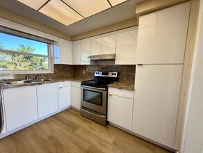 1165 E Atlantic Ave in Delray Beach, FL - Building Photo - Building Photo