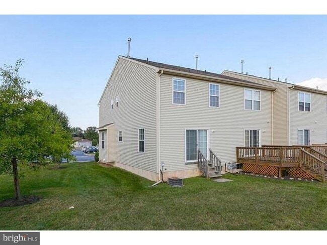 69 Yellowwood Ct in Glassboro, NJ - Building Photo - Building Photo