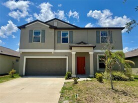 5415 Amaryllis Garden St in Apollo Beach, FL - Building Photo