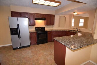 6705 SW Chaucer Dr in Lawton, OK - Building Photo - Building Photo
