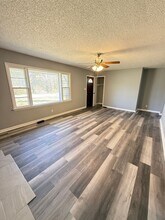 1453 S Fort Ave in Springfield, MO - Building Photo - Building Photo