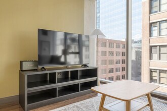 601 W Jackson Blvd in Chicago, IL - Foto de edificio - Building Photo