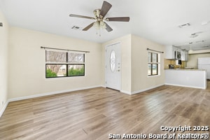 1307 11th St in Hondo, TX - Building Photo - Building Photo