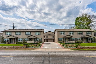 Asheville on Marshall in Henderson, TX - Building Photo - Building Photo