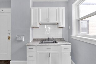 2803 Main St in Buffalo, NY - Building Photo