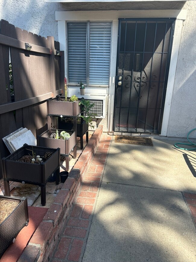 property at 3054 Gladstone St
