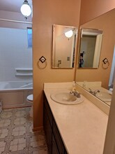 8900 N 13th St in Phoenix, AZ - Foto de edificio - Building Photo