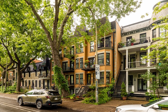 4146 Du Parc-Lafontaine Av