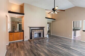 4009 Spring Forest Dr in Pearland, TX - Building Photo - Building Photo