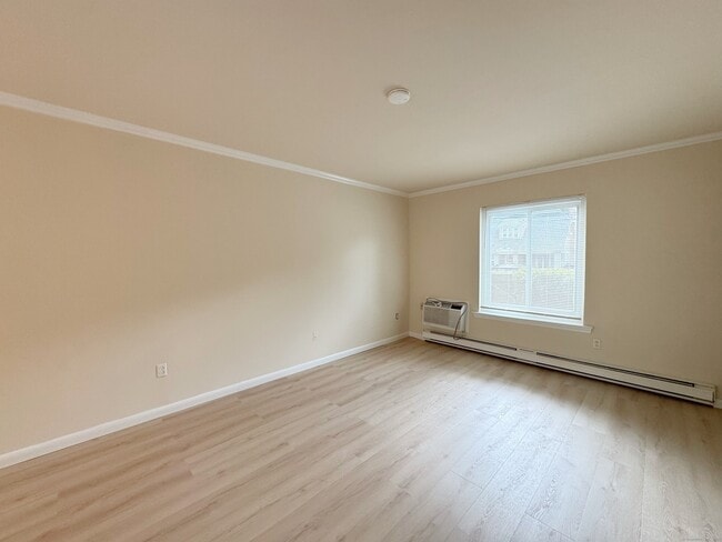 16 Glenwood Ave in Norwalk, CT - Building Photo - Building Photo