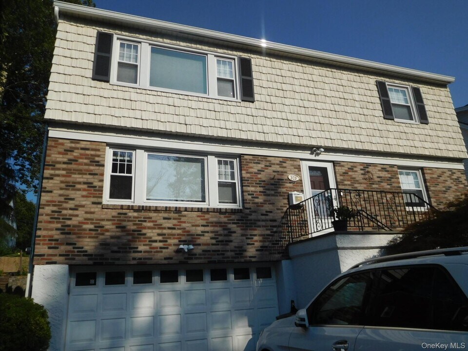 328 Columbus Ave in Tuckahoe, NY - Building Photo