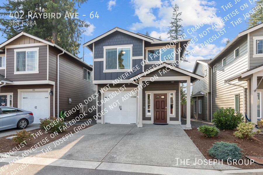 402 Raybird Ave in Granite Falls, WA - Foto de edificio