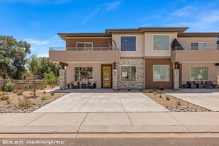 355 W Clf Vw Ln in Hildale, UT - Building Photo