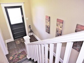 305 Montgomery St, Unit #4 in Johnson City, TN - Building Photo - Building Photo