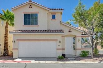 877 Veranda View Ave in Las Vegas, NV - Foto de edificio - Building Photo