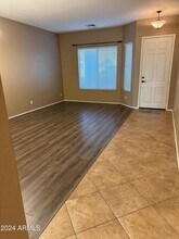 7206 N 88th Ln in Glendale, AZ - Building Photo - Building Photo