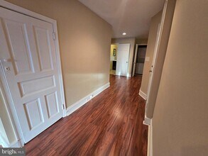 133 E Mt Airy Ave in Philadelphia, PA - Building Photo - Building Photo