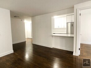 East 82nd Street in New York, NY - Building Photo - Building Photo