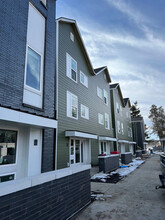 Gatehouse Rows in Lincoln, NE - Foto de edificio - Building Photo