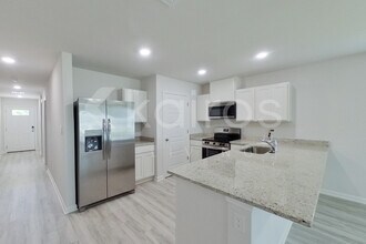 14238 Ruffian Ave in Denham Springs, LA - Building Photo - Building Photo