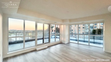 15 Watergarden Dr in Mississauga, ON - Building Photo - Building Photo
