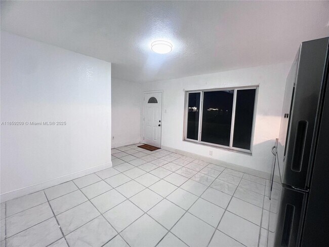 20780 NW 37th Ct in Miami Gardens, FL - Building Photo - Building Photo