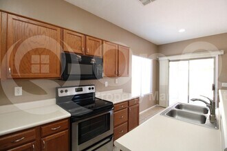 5174 W Laurel Ave in Glendale, AZ - Building Photo - Building Photo